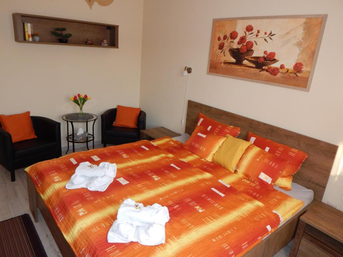 Voelgy Apartman Eger Extérieur photo