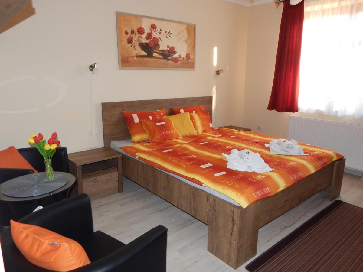 Voelgy Apartman Eger Extérieur photo