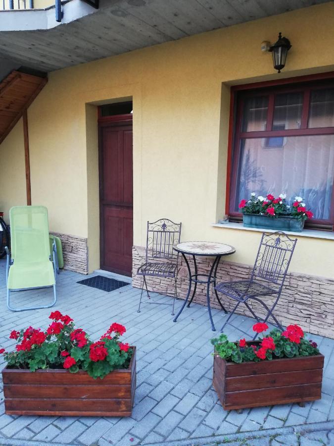 Voelgy Apartman Eger Extérieur photo