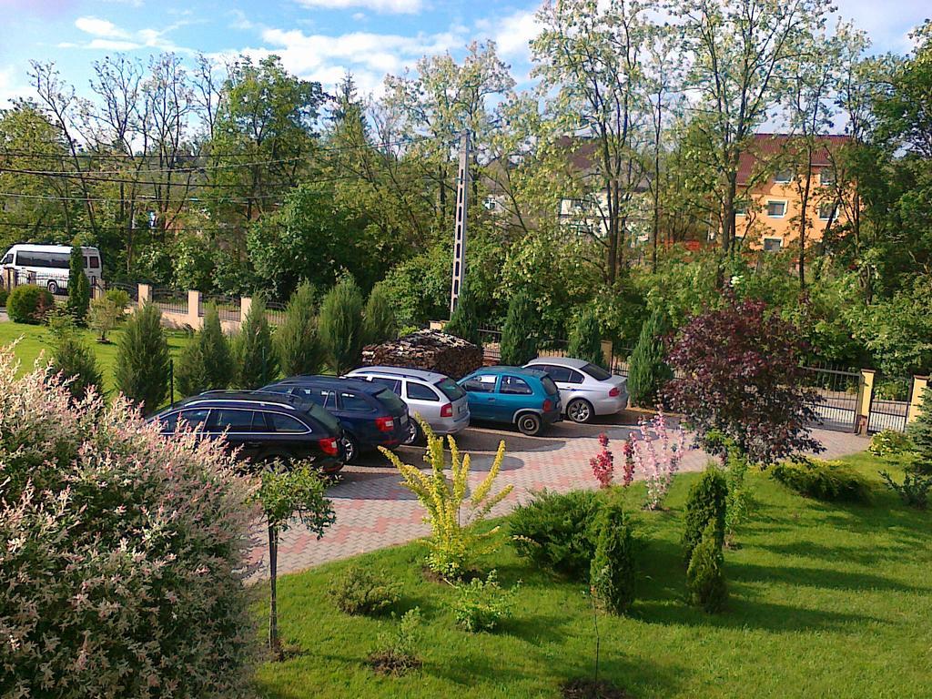 Voelgy Apartman Eger Extérieur photo